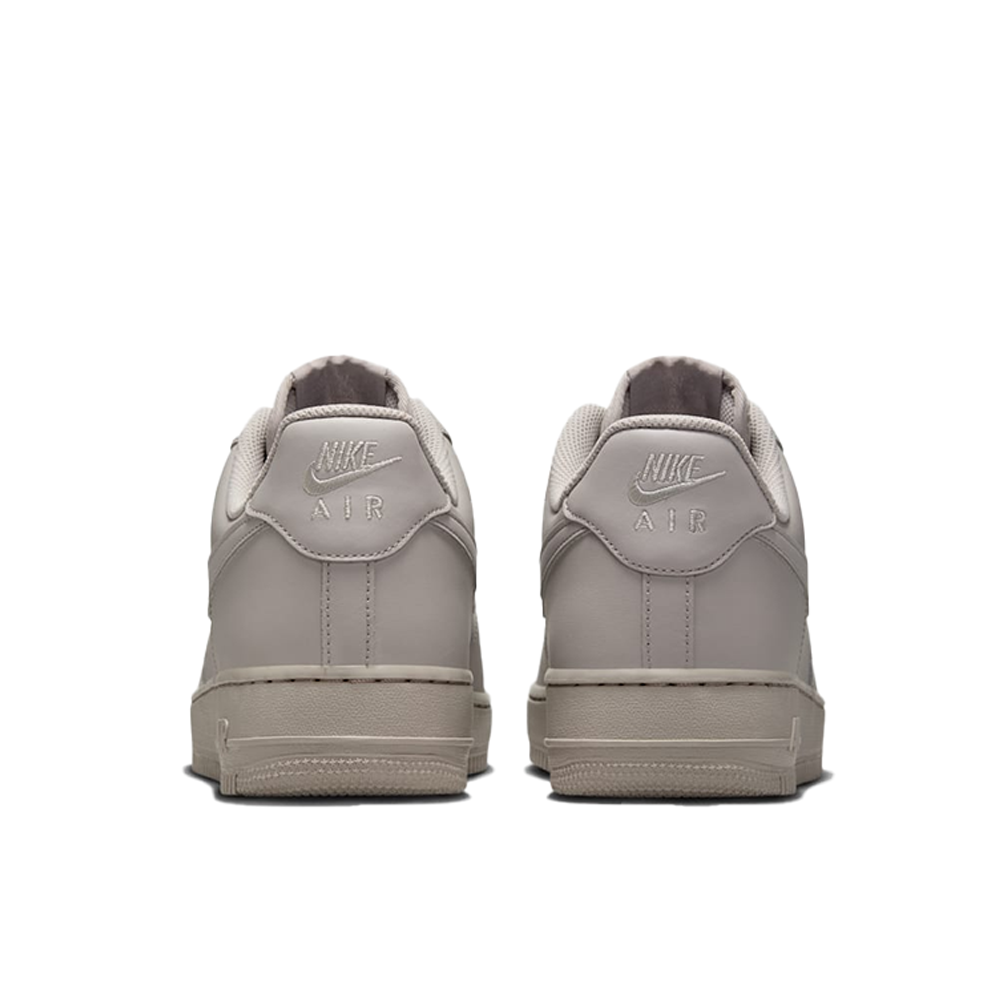 Nike Air Force 1 '07