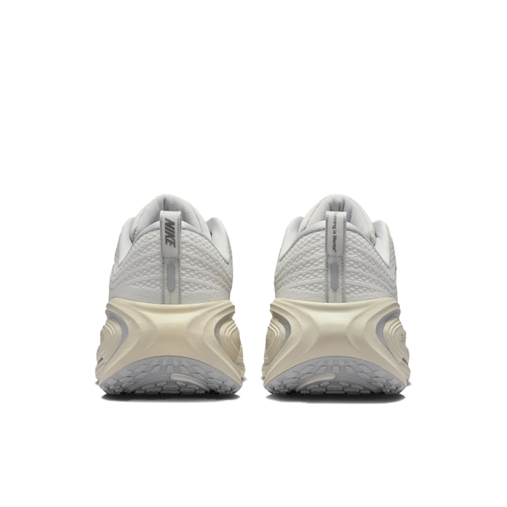 Nike Vomero Plus